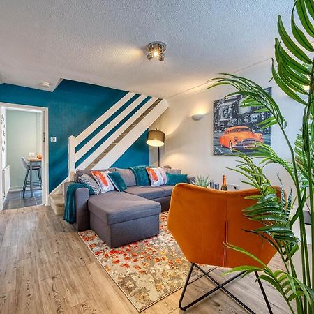 Capri 13 Sa - Contemporary 2 Bedroom House In Loughborough With Free Parking, Close To Loughborough University & M1 Motorway Екстер'єр фото