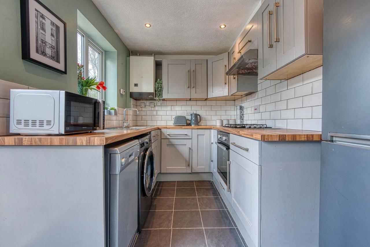 Capri 13 Sa - Contemporary 2 Bedroom House In Loughborough With Free Parking, Close To Loughborough University & M1 Motorway Екстер'єр фото