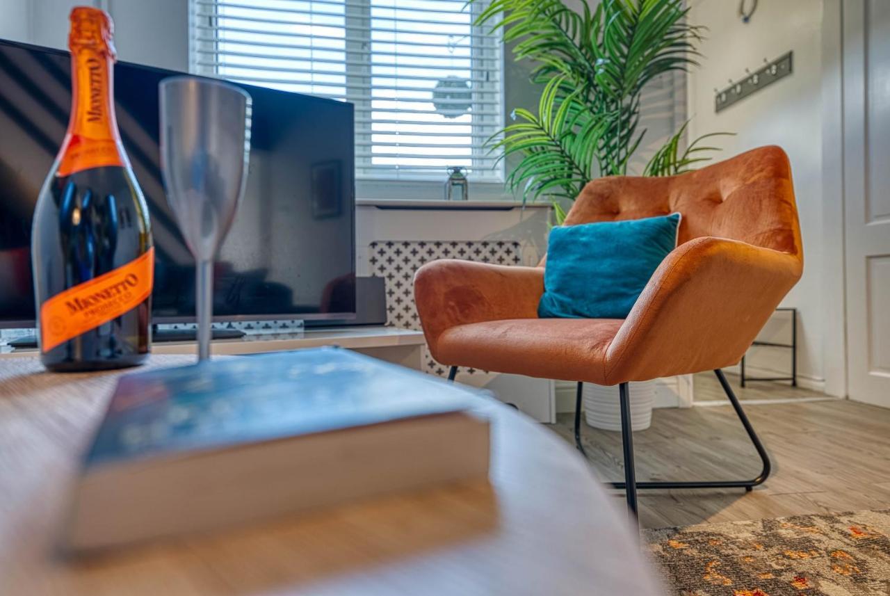 Capri 13 Sa - Contemporary 2 Bedroom House In Loughborough With Free Parking, Close To Loughborough University & M1 Motorway Екстер'єр фото